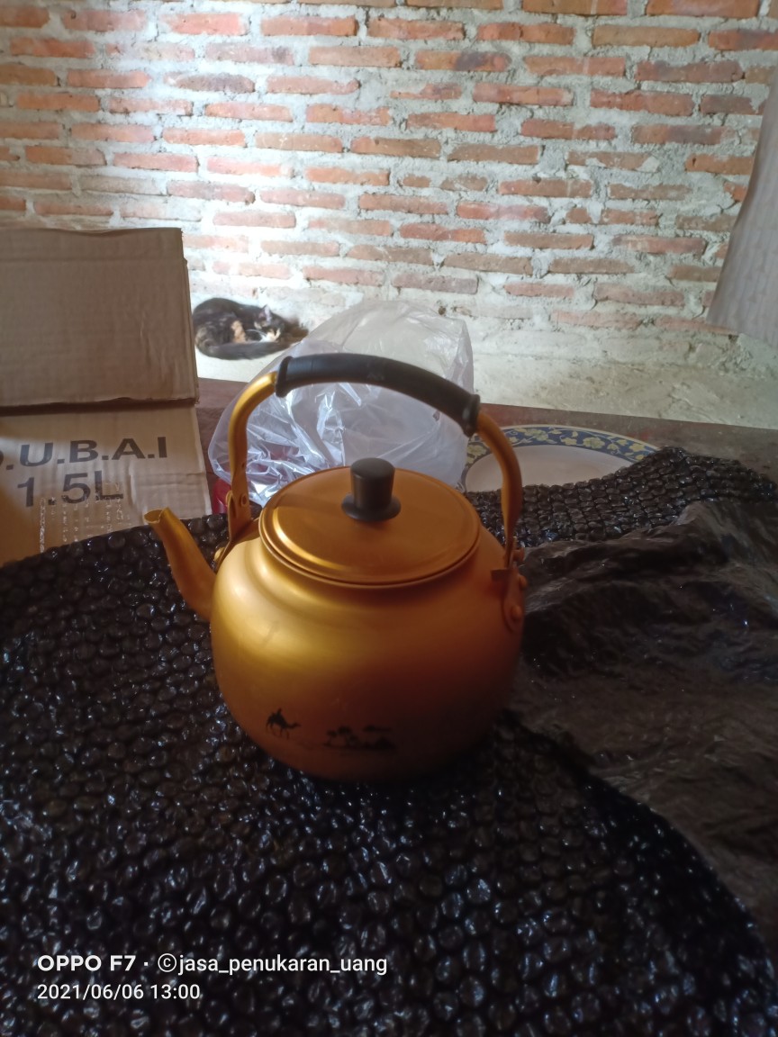 Teko Alumunium Emas 1.5l Teko Kuning Alumunium Teko Arab Dubai