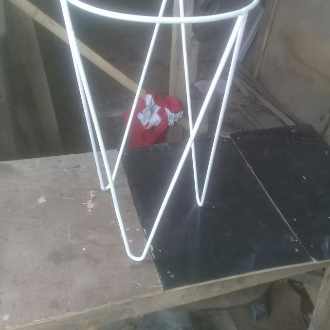 kaki pot besi ukuran pot 35 cm - Putih