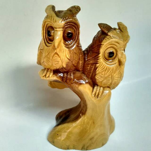 Patung Kayu Berukir Burung Hantu