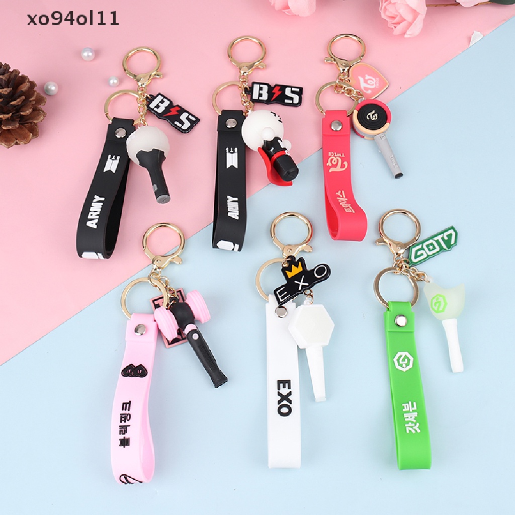 Gantungan Kunci Desain Kpop BTS TWICE NCT EXO BLACKPINK GOT7 Light Stick Lanyard