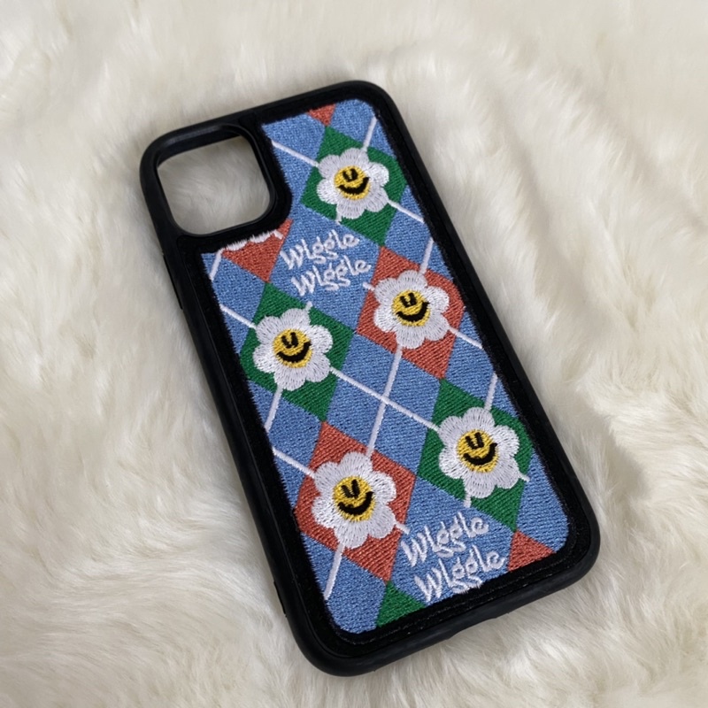 PRELOVED CASE IPHONE 11 WIGGLE EMBROIDERED CASING