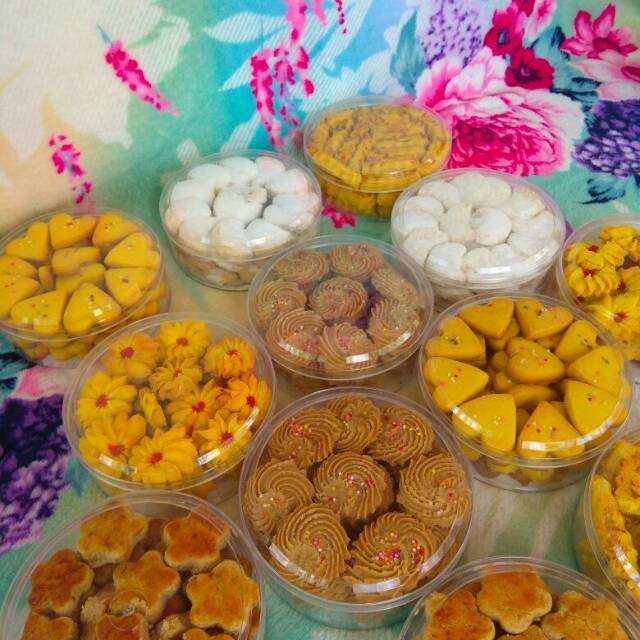 

Paket kue lebaran