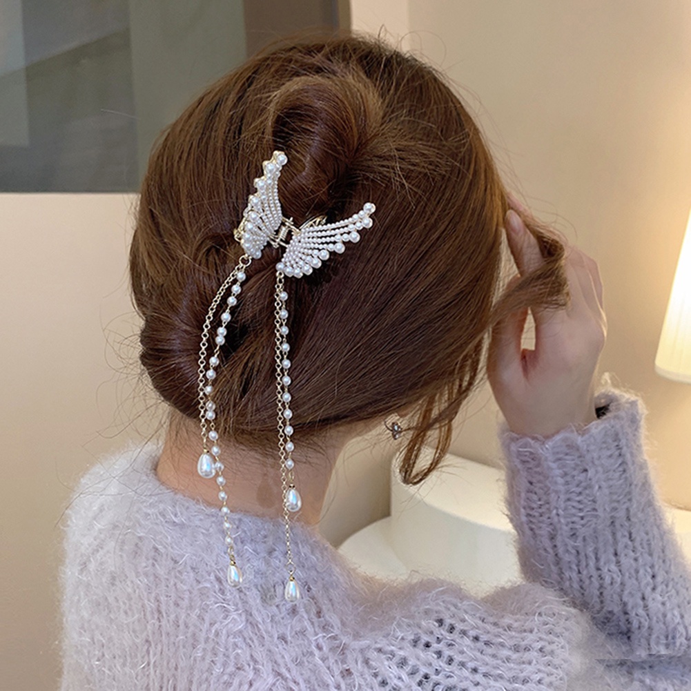 Jepit Rambut Bentuk Kupu-Kupu / Hiu / Geometri Aksen Hollow + Rumbai + Mutiara Untuk Aksesoris Wanita Butterfly