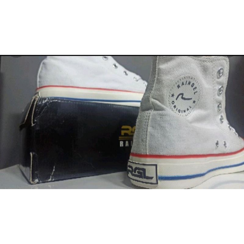 sepatu raingel white