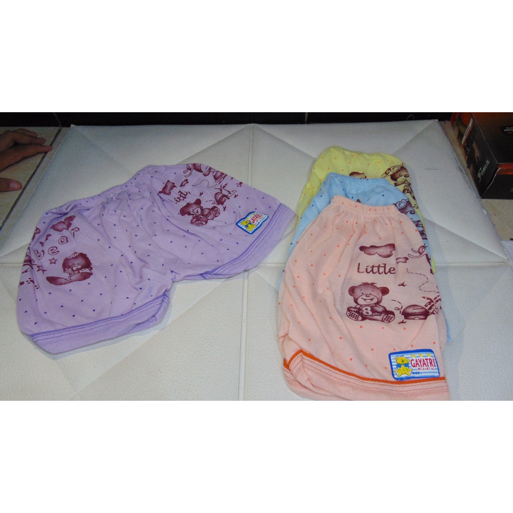 SS - ( S - XL ) 3 Pcs Celana Pendek Gayatri Kids/ Celana Anak Bayi / Celana Pendek Anak Murah