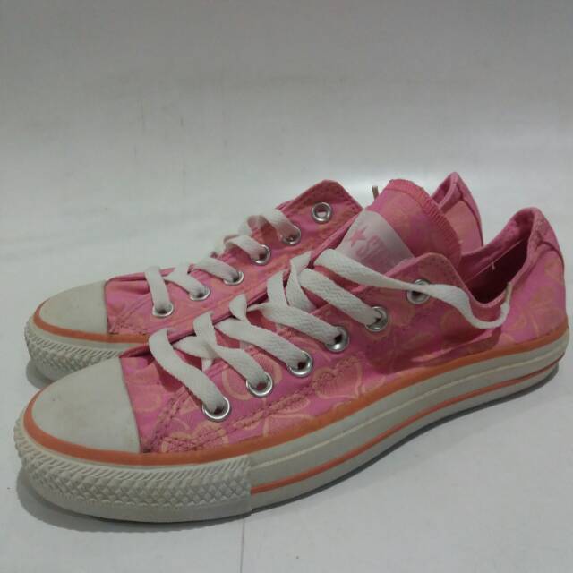 Sepatu converse all star murah meriah