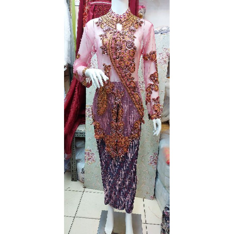 setelan kebaya  fayet kancing miring