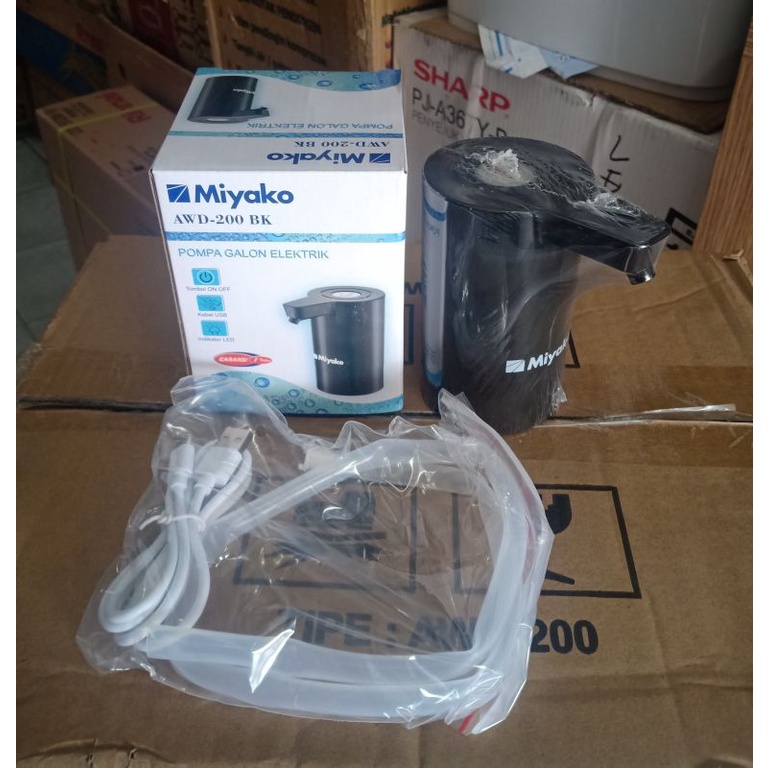 Pompa galon Elektrik Miyako WD 200BK