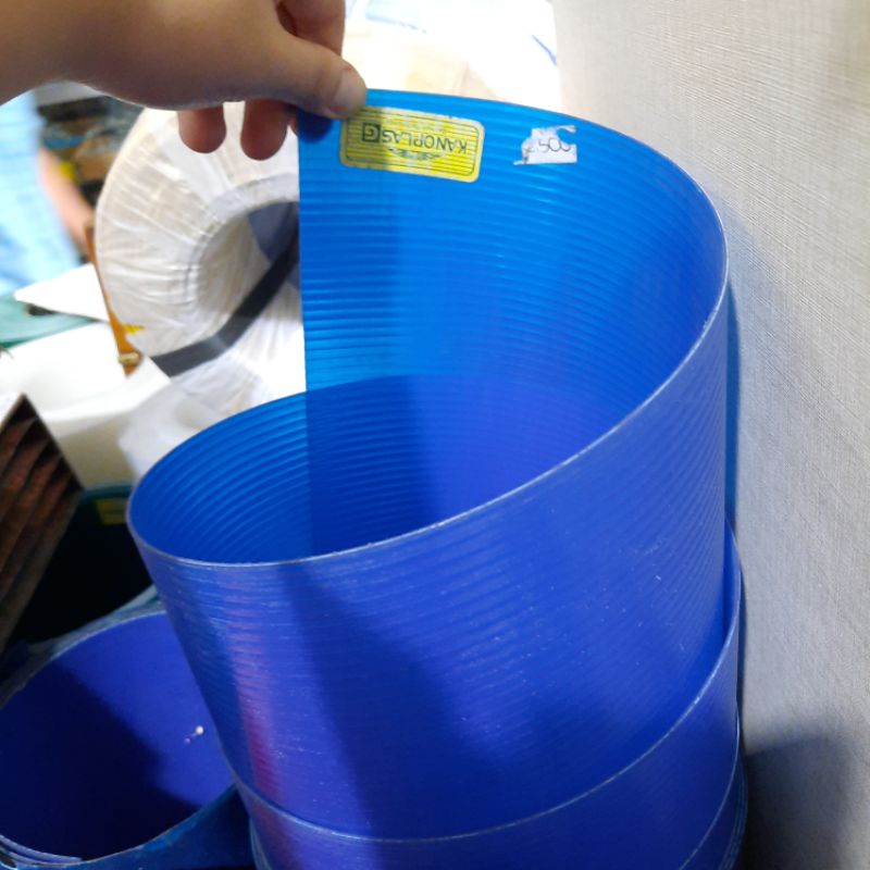 fiber plastik plat penutup pagar tebal 1,3mm lebar tinggi 1meter kanoplas garis biru