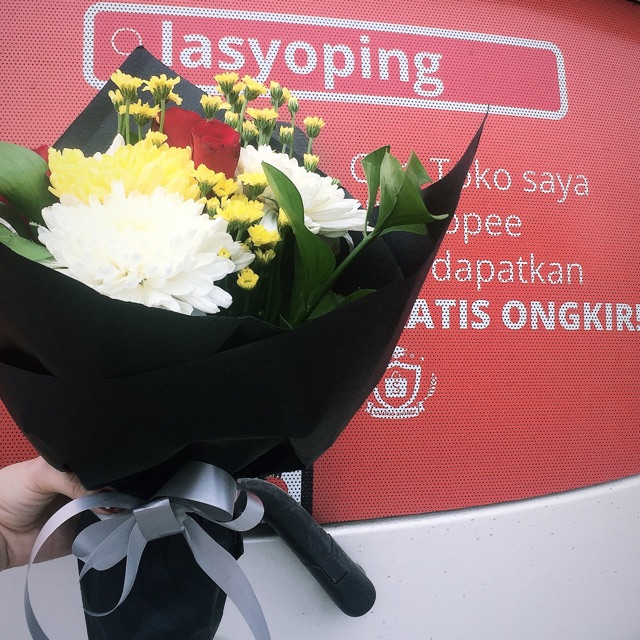 

BUKET BUNGA ASLI PALEMBANG