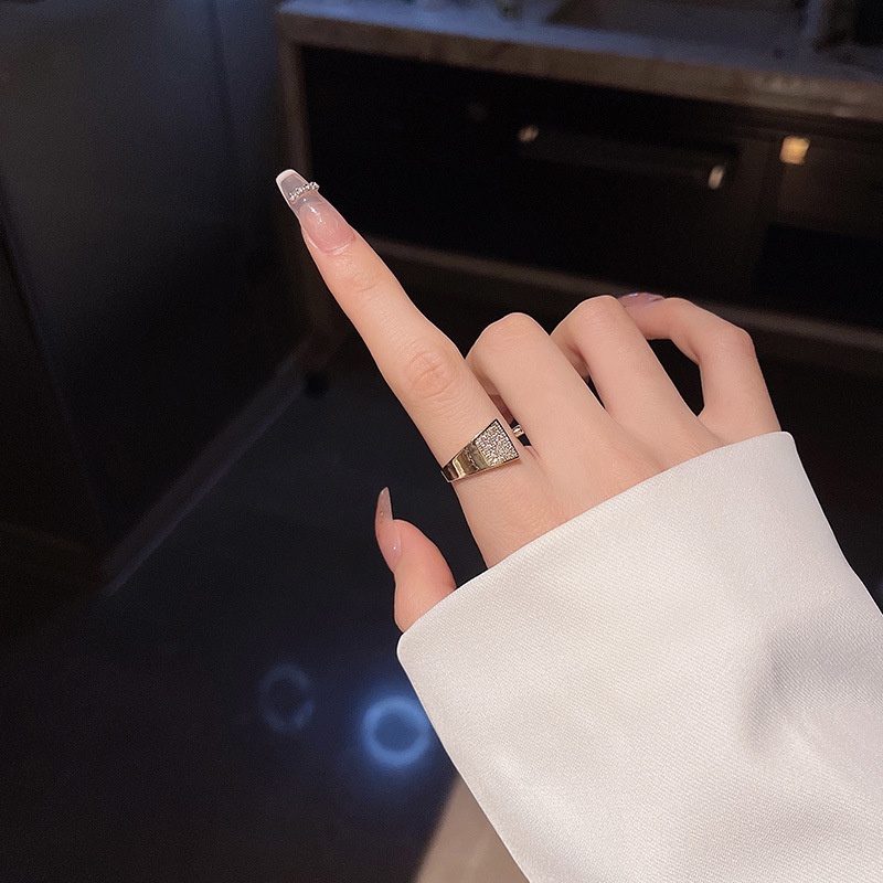 Cincin Jari Telunjuk Wanita Model Terbuka Adjustable Desain Geometri Hias Zircon