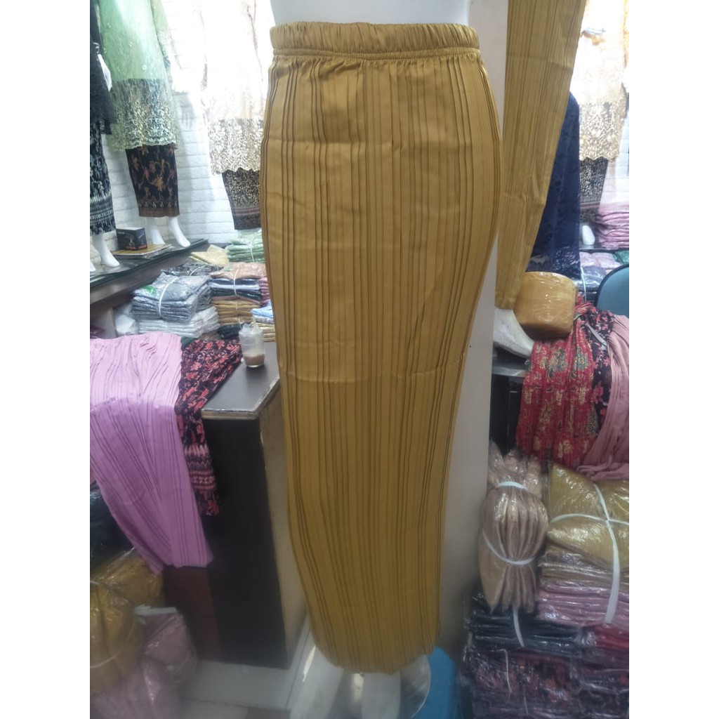 Rok Plisket Sateen Polos Aneka Warna