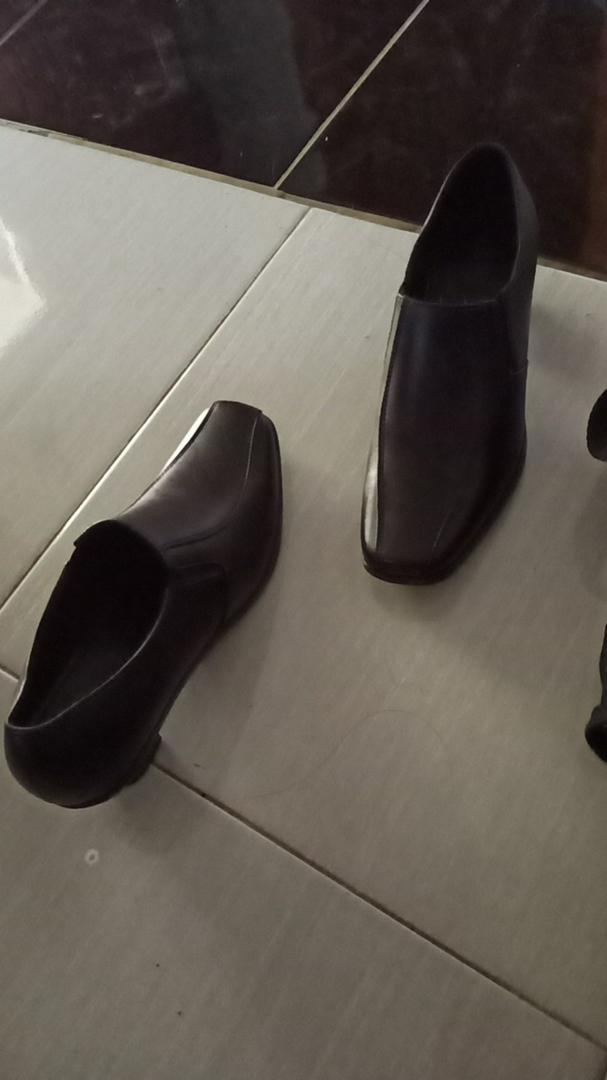 Sepatu Kulit Kantor Wanita Asli Sukaregang Garut