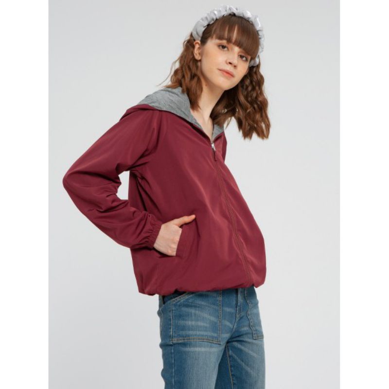JAKET PARASUT WANITA DUST