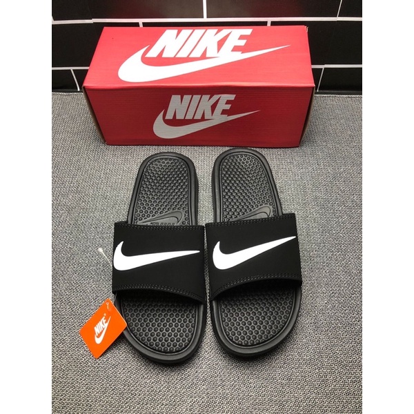 SANDAl SLIDE NIKEmi HITAM CASUAL PALING KEKINIAN BISA DIPAKAI PRIA DAN WANITA