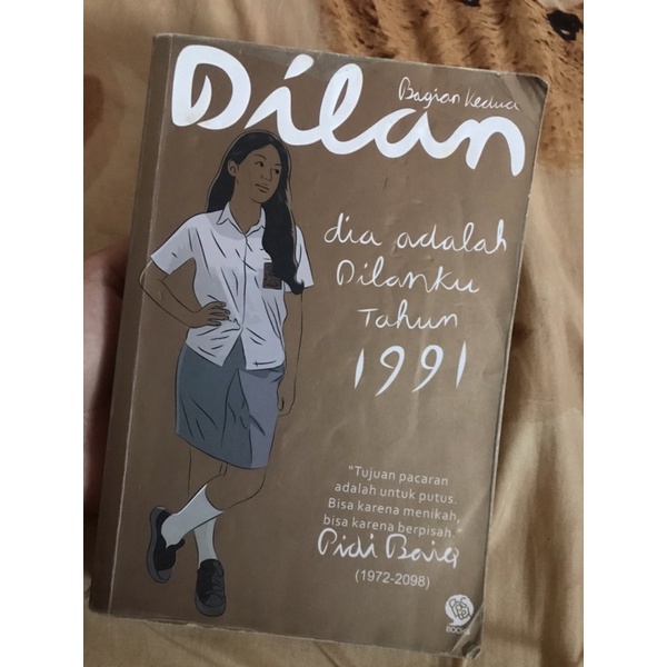 PRELOVED Novel Dilan 1991