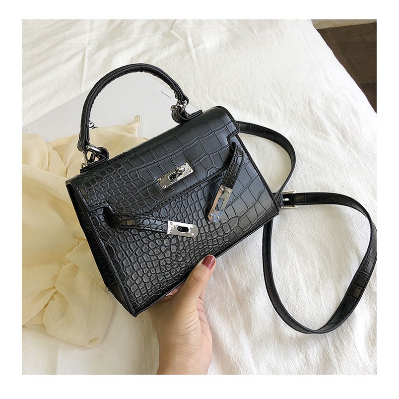 TAS SELEMPANG WANITA OIKO HERIA CROCO SLING BAG