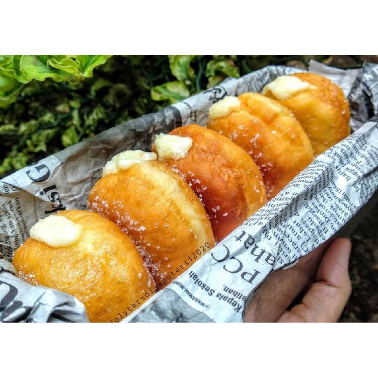 

LEPATTA BAKERY CREAM VANILLA DURIAN RASAKAYA MERO 1 KG-CREAM FILLING BAKERY-FILLING CREAM