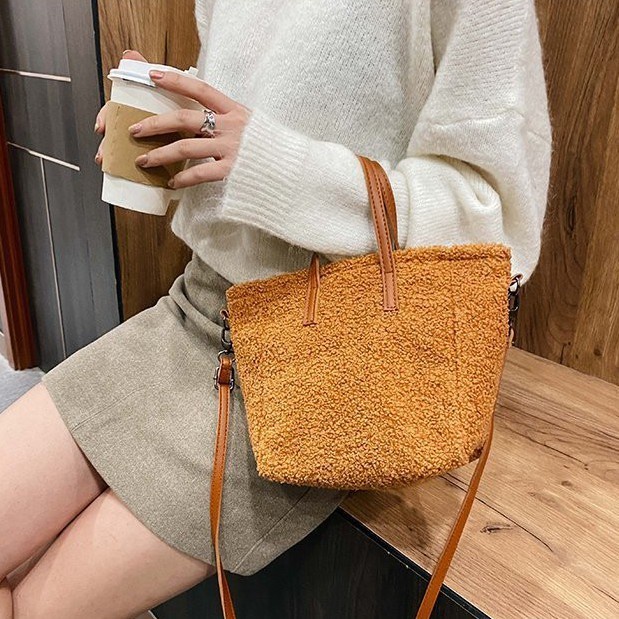 TB-68 tas bulu tebal shoulder bag bahu selempang winter besar import