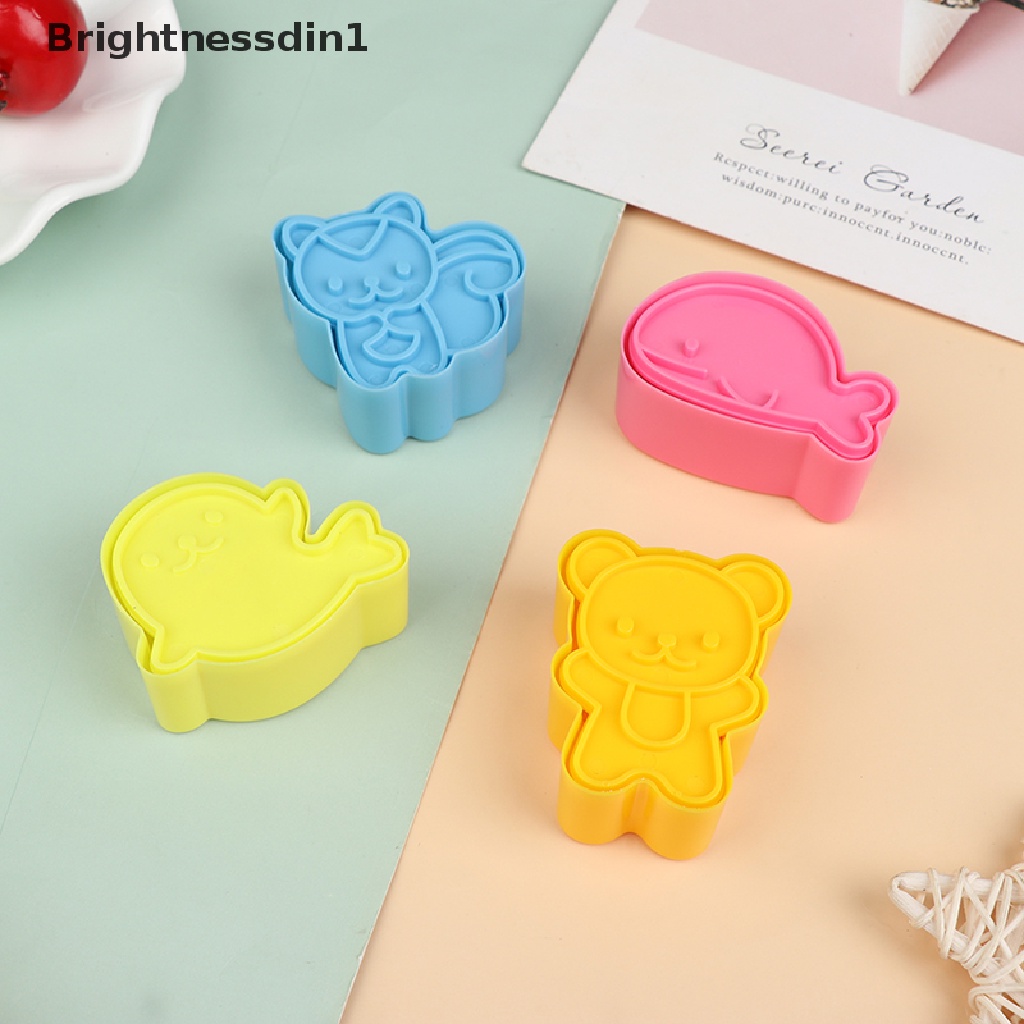 4 Pcs / set Cetakan Pemotong Kue Sandwich Bentuk Lumba-Lumba Tupai Beruang Samll Lucu