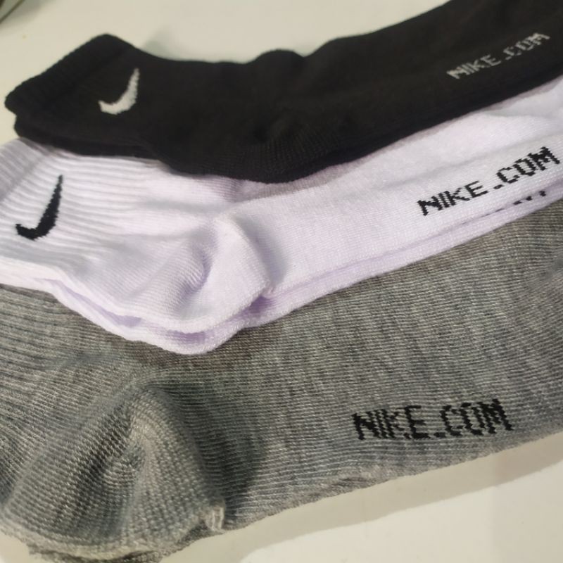 kaos kaki Nike sport premium spandex PE Lembut elastis-ukuran 3/4