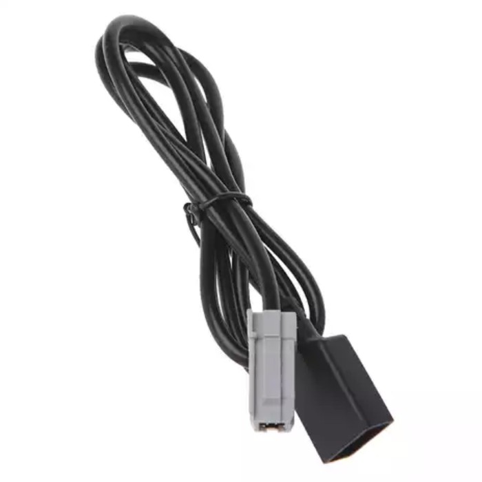 Kabel USB Toyota Avanza