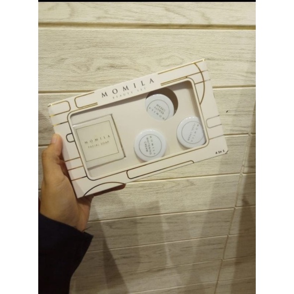 momila beauty set / skincare Malaysia(READY STOK)