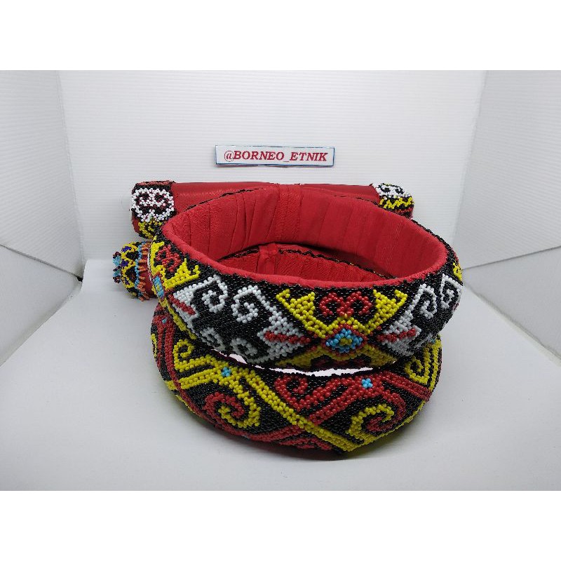 Topi dayak bahau