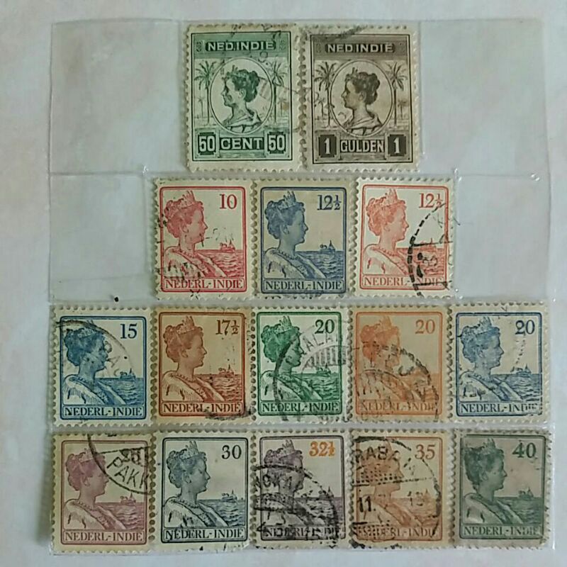 

Terlaris ✨ - (AB) Perangko Ned Indie 1913 - 1932 Ratu Wilhelmina Set 15pcs Used3.1.23