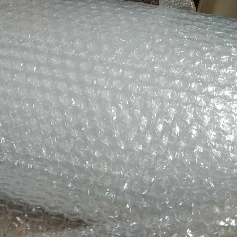

bubble wrap buat packing barang yg perlu perlindungan ekstra