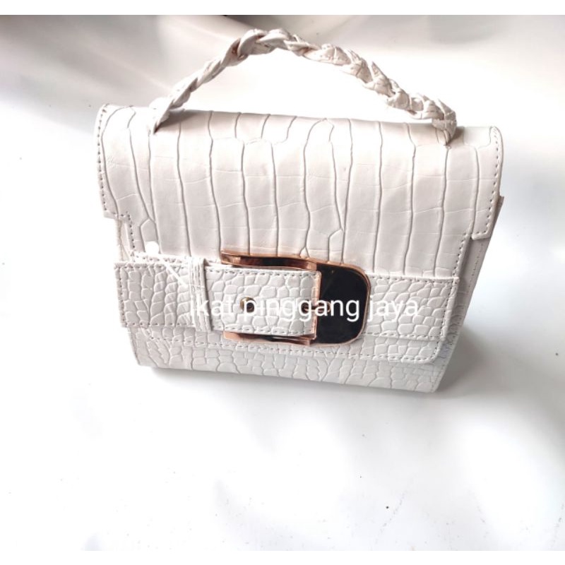 tas wanita tas selempang model terbaru/tas bermotif buaya