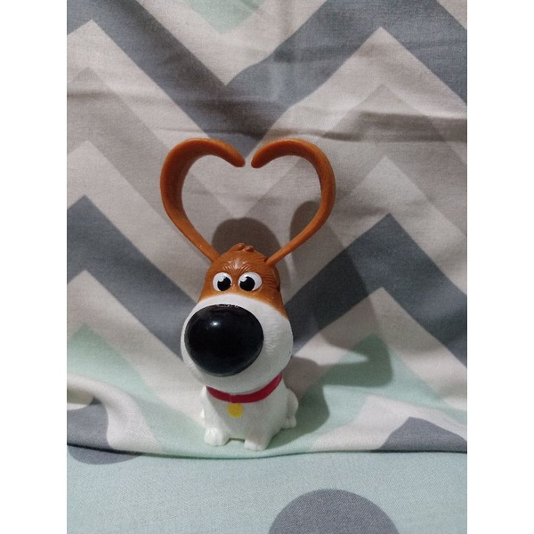 mainan happy meal anak² minion robot dan secret life of pets