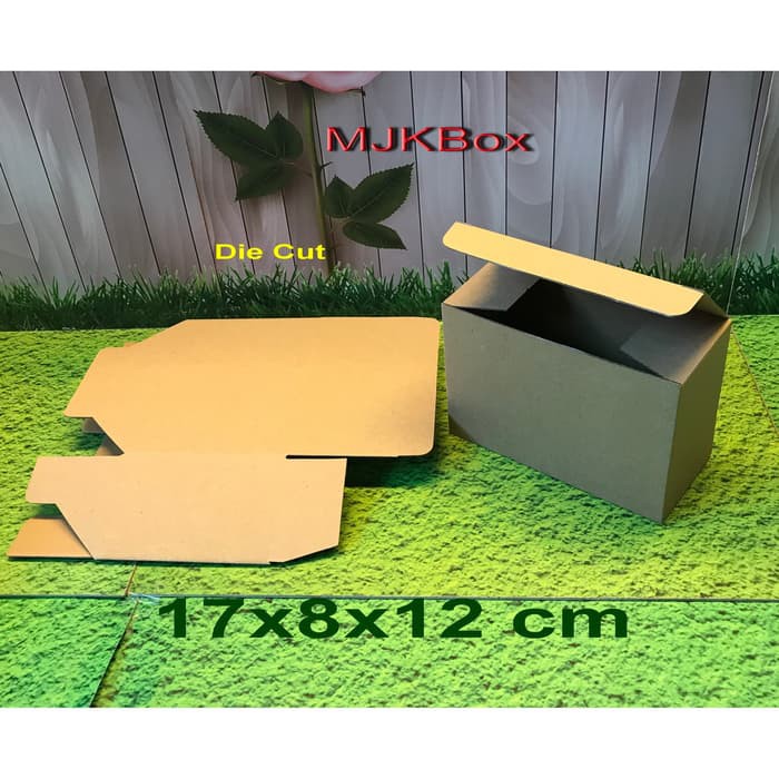 

SALE Kardus karton box Uk. 17x8x12 cm .....DIE CUT minimal beli 20 pcs