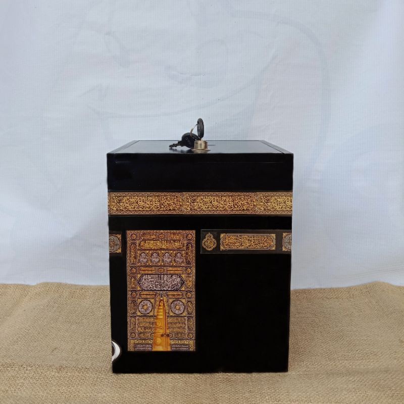 Celengan kabah ukuran jumbo, Piggy bank kabah ukuran jumbo