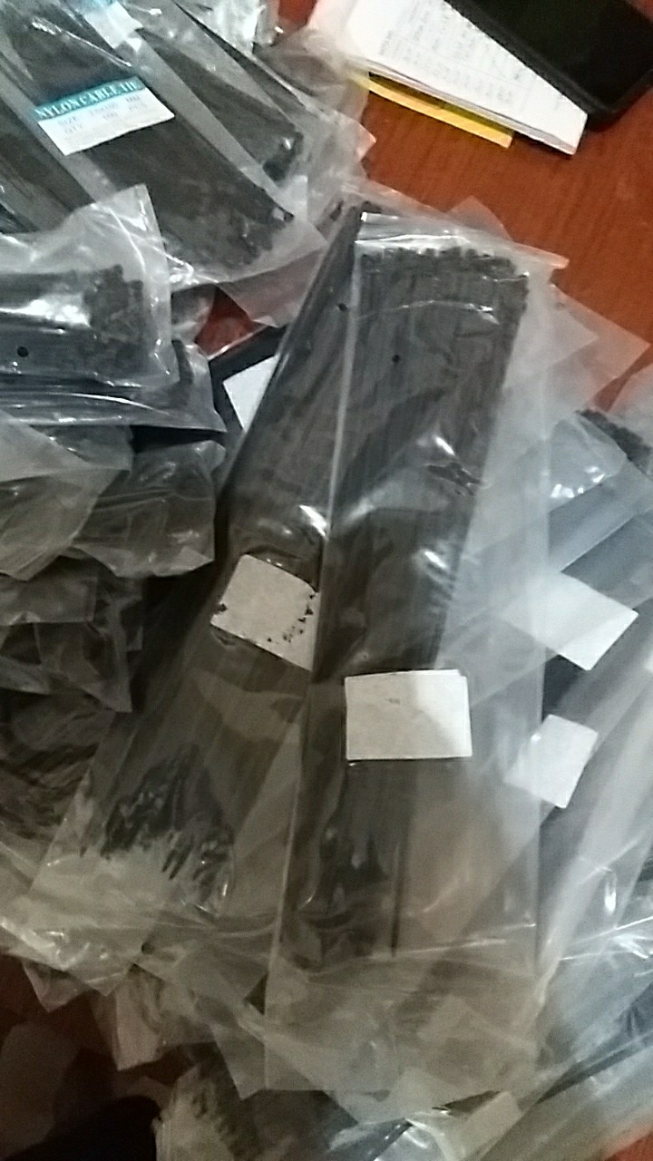 Kabel Ties / Kabel Tish 2.5x150 Mm 15cm Hitam Putih 100 Pc Isi 100pcs