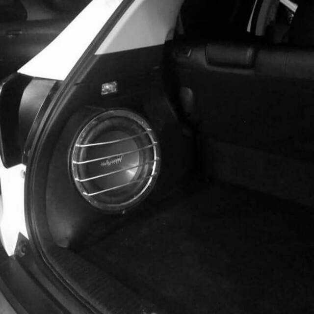 Box Sudut subwoofer old Honda HRV