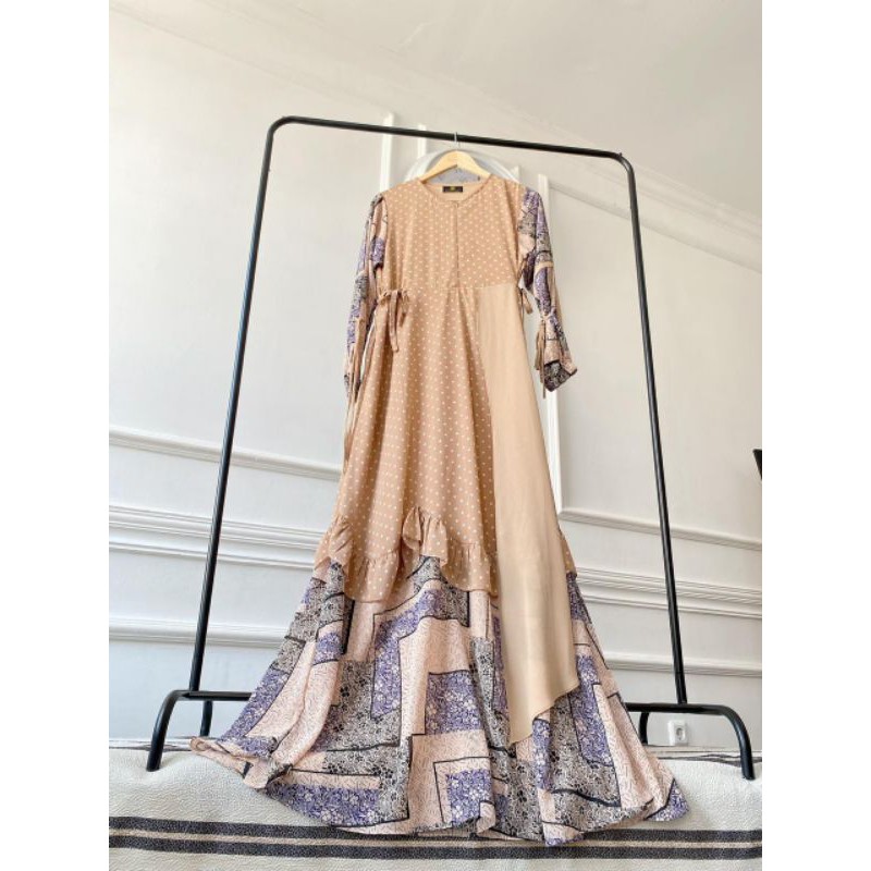 Dotty Glam By Seinaa Hijab #Coksu Size L only