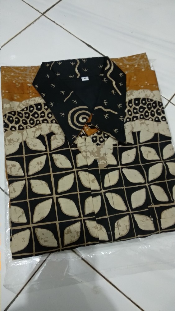 Radhit Kemeja Batik Pria Lengan Pendek Full Furing Bahan Katun Sragenan By Kanaya