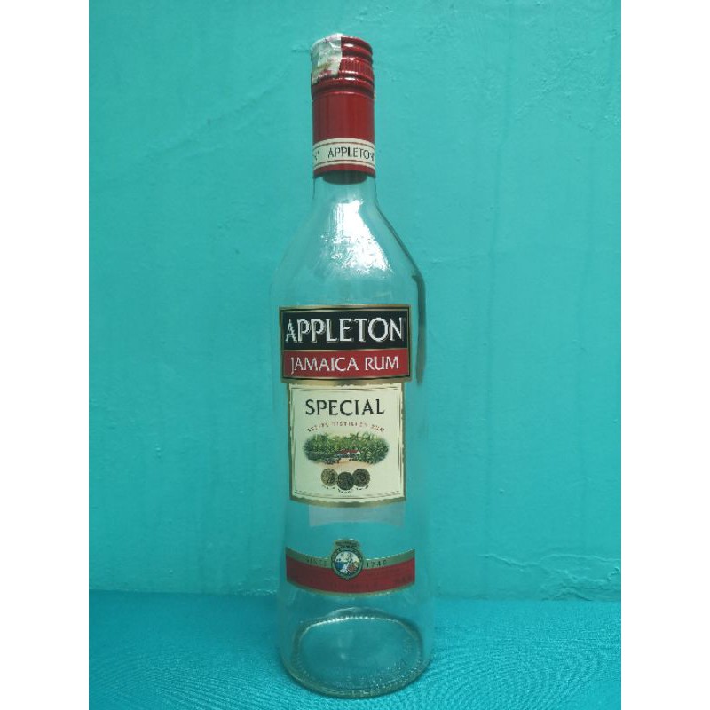 Botol bekas miras import Appleton Jamaica Rum