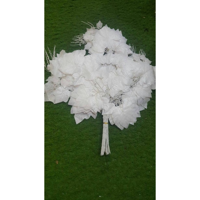 DAUN HIAS ANGGUR PUTIH DEKORASI HIASAN ARTIFICIAL WEDDING