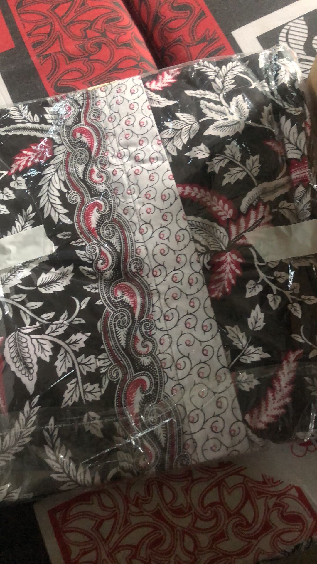 Batik Couple Keluarga Sania Ruffle Ori Ndoro Jowi Dnt - Blarak Merah Terkomplit