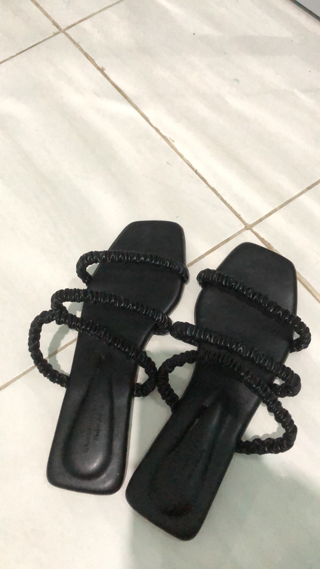 NM 207 NANDA MILLANO sandal  wanita cewek terbaru Ban tiga 