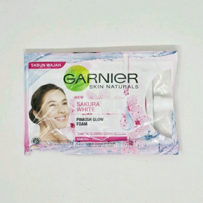 ★ BB ★ Garnier Sakura White Pinkish Glow Foam 9ml - SACHET