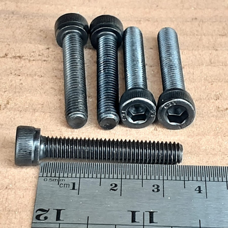 BAUT L M5X35 BAJA PANJANG 3,5 CM 3,5CM BAUD L BAJA M5 X 35 KUNCI L4 L 4 KUNCI PAS 8 FULL DRAT WARNA 