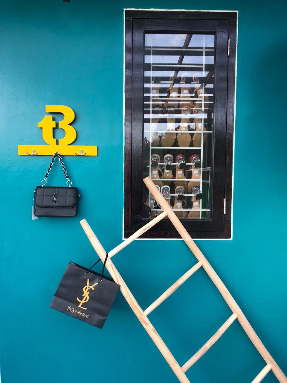 Gantungan Baju - Wall Hook - Rak - Tulisan Nama Huruf Kayu