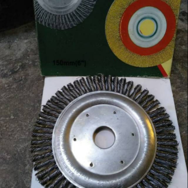 SIKAT KAWAT KEPANG 6 INCH WIRE BRUSH KNOT
