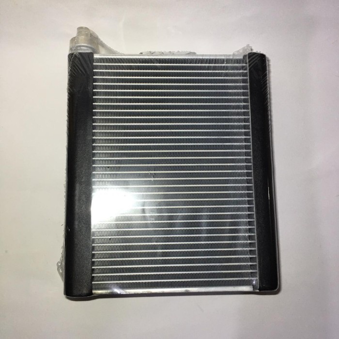 Cooling Coil Evaporator AC Mobil SUZUKI SPLASH
