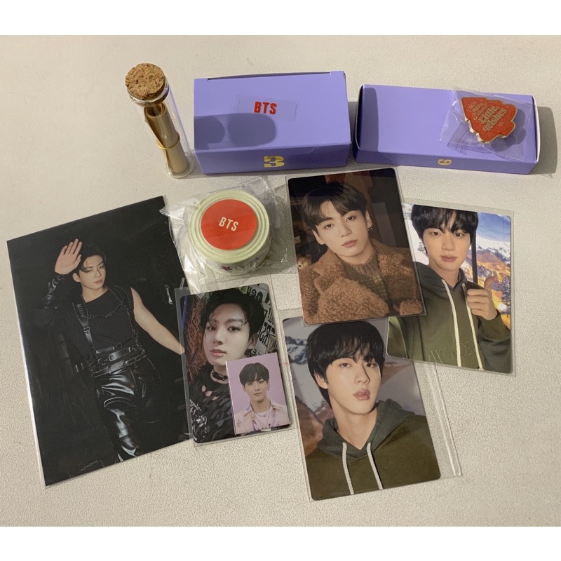 [READY] PHOTOCARD TAEHYUNG JIN JUNGKOOK BADGE PIN MESSAGE JAR RIBBON BTS LITTLE WISHES HOLIDAY BOX O