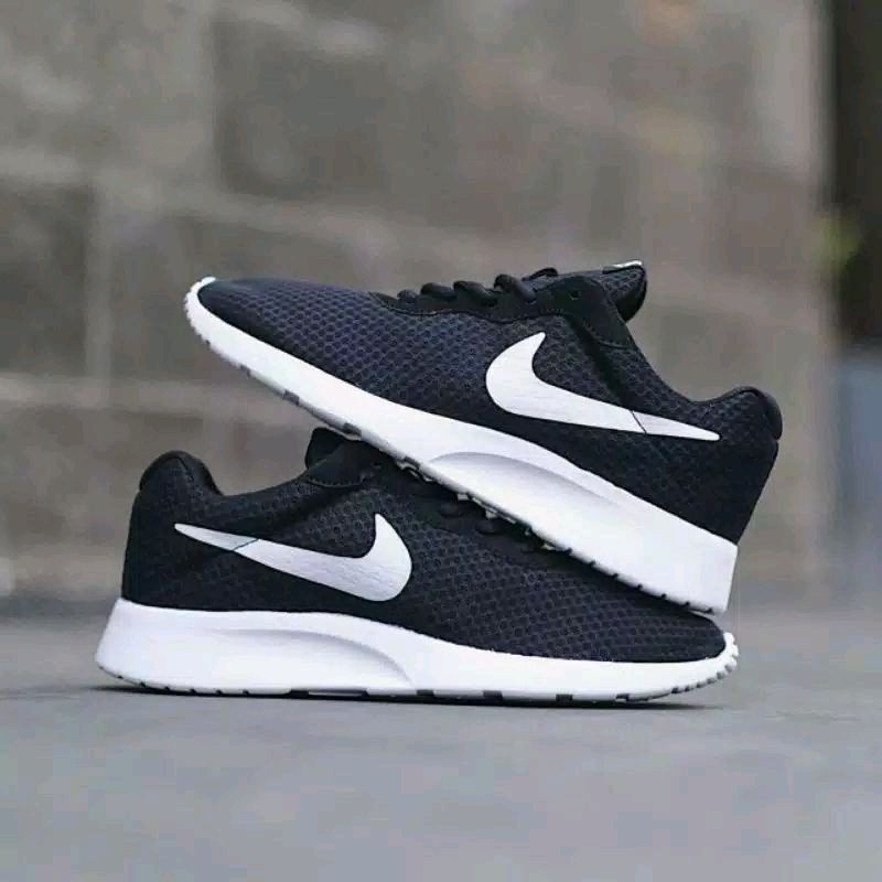 Sepatu Tanjun Black White Original OEM Sneakers Pria Dan Wanita / Sepatu Couple