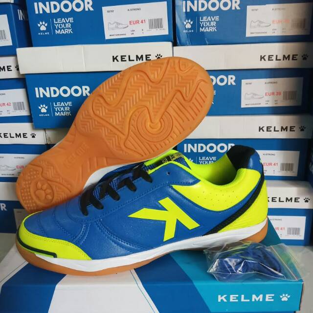 READY Sepatu futsal kelme TERMURAH
